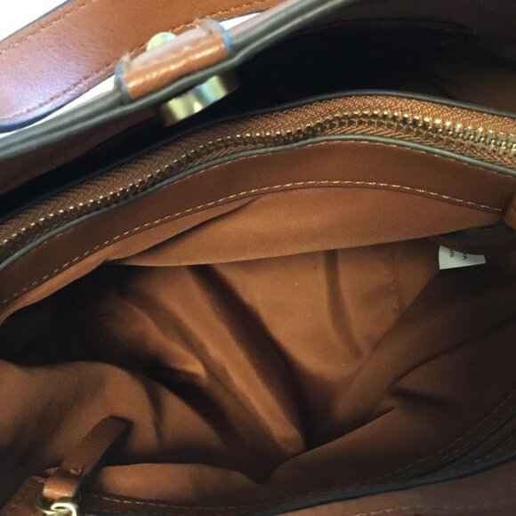 Juniper Bucket Bag in Cognac Faux Leather w/ 2 Detachable Crossbody Straps NWOT - Picture 6 of 8